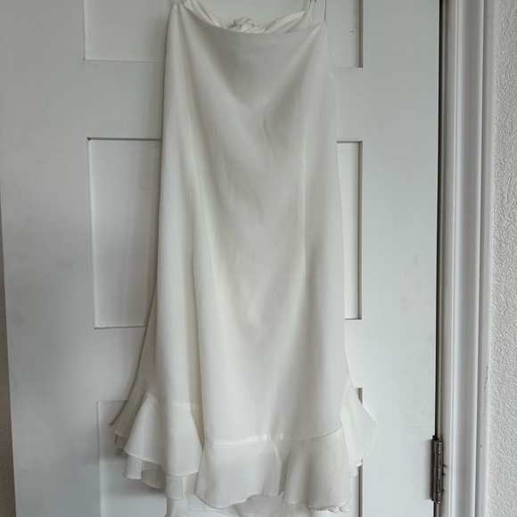 Lucy in the Sky Dresses & Skirts - Lucy in the sky aubrey ruffle white dress